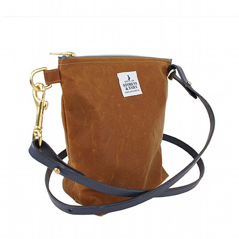 Storeys & Tails Peppercombe Wax Cotton Dog Walking Bag