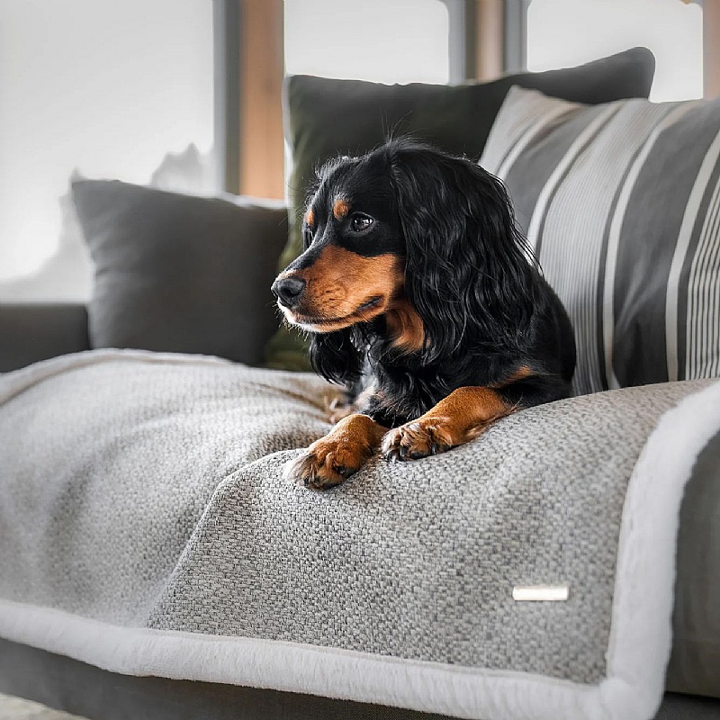 Lords & Labradors Essentials Herdwick Blanket Pebble