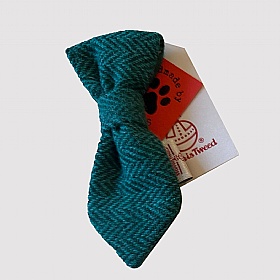 Green Herringbone Harris Tweed Dog Tie
