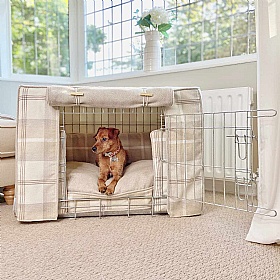 Balmoral Tweed Dog Crate Set in Natural