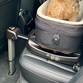 Tavo Maeve Medium Breed Dog Car Seat Carrier