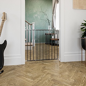 DogSpace Lucky Extending Dog Gate