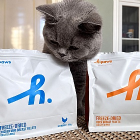 HiPaws Dog and Cat Treats Freeze Dried Chicken Mini Breast Fillets